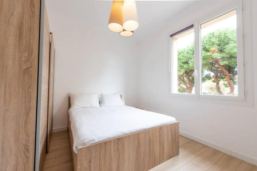 Appartement Le Madrid Avec Balcon Proche Croisette, Plages Et Palais Des Festivals