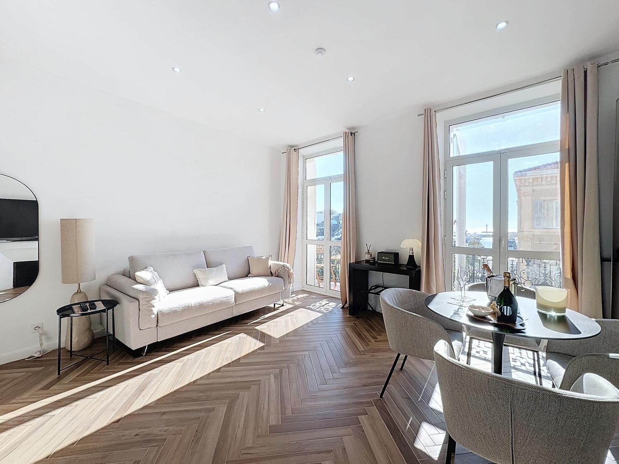 Deluxe Seaview Balcony - 2 Min Palais & Apartamento Cannes