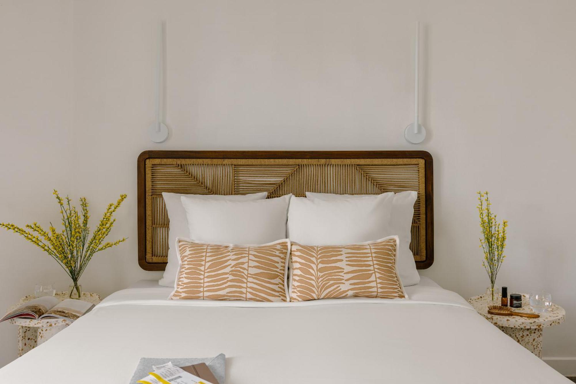 Hotel Yelo Lumiere Powered By Sonder 4*