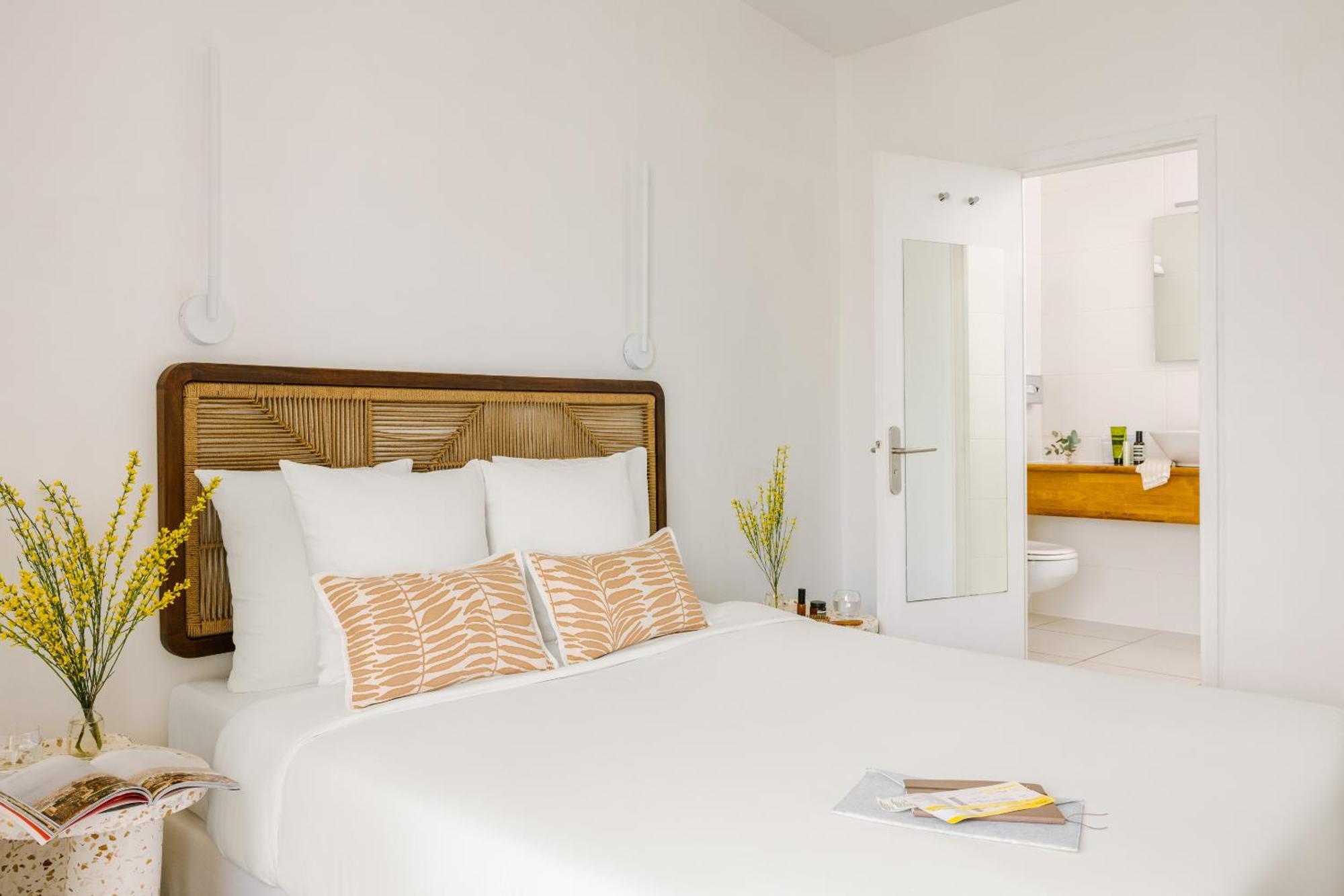 Hotel Yelo Lumiere Powered By Sonder