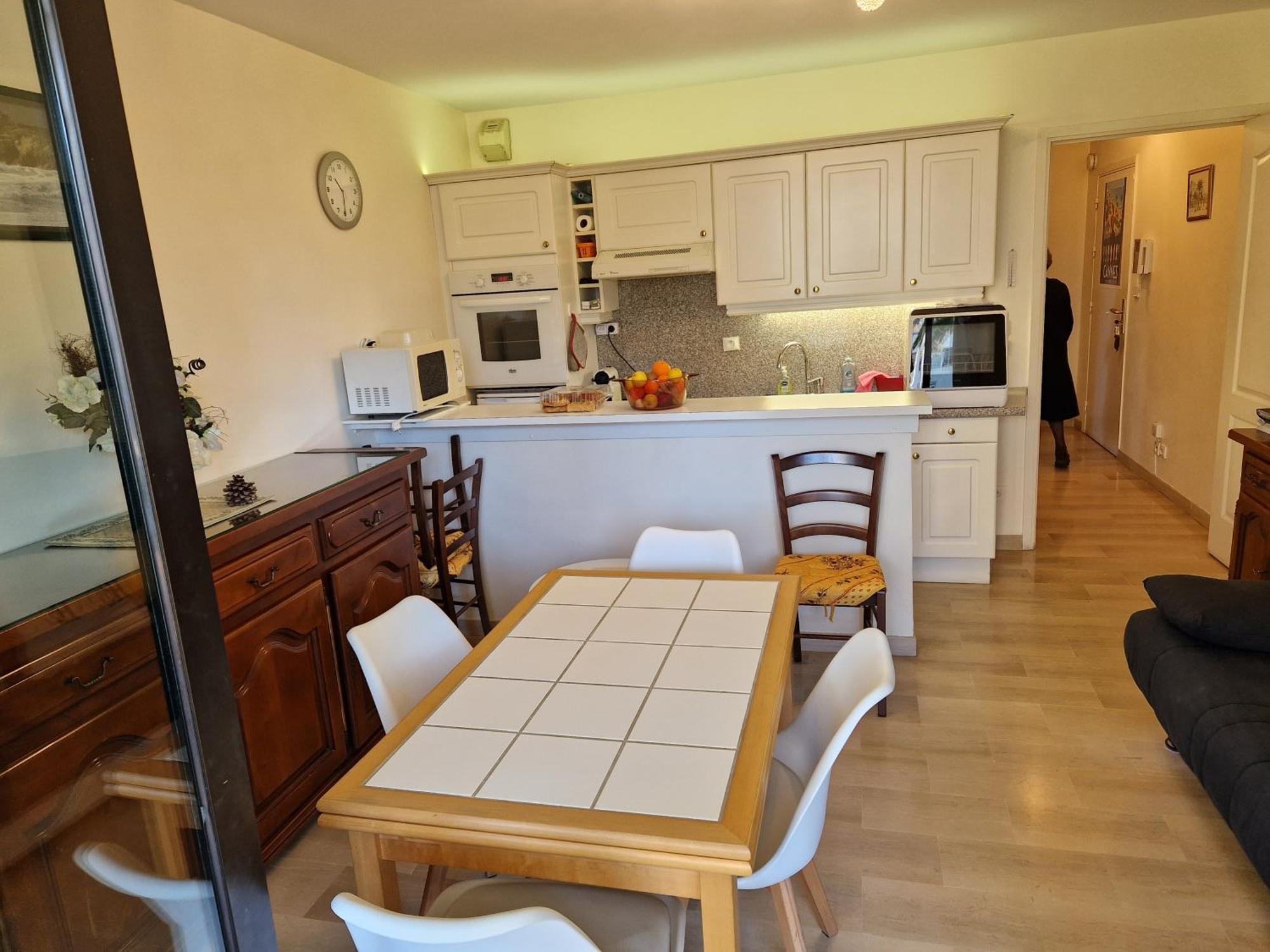 Apartment Pres Croisette Beau 2 Pieces 3 Etoiles Cannes
