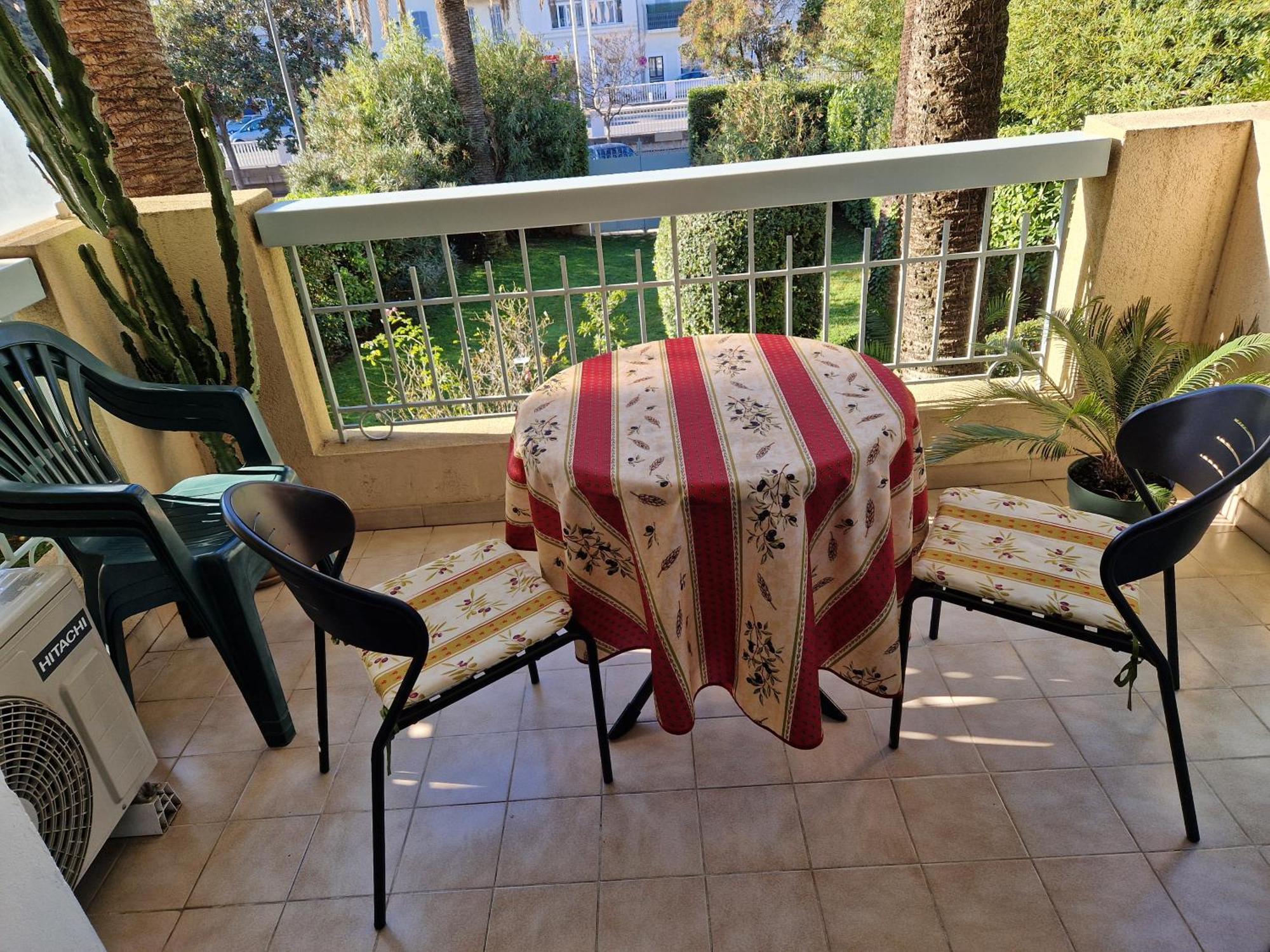 Pres Croisette Beau 2 Pieces 3 Etoiles Apartment