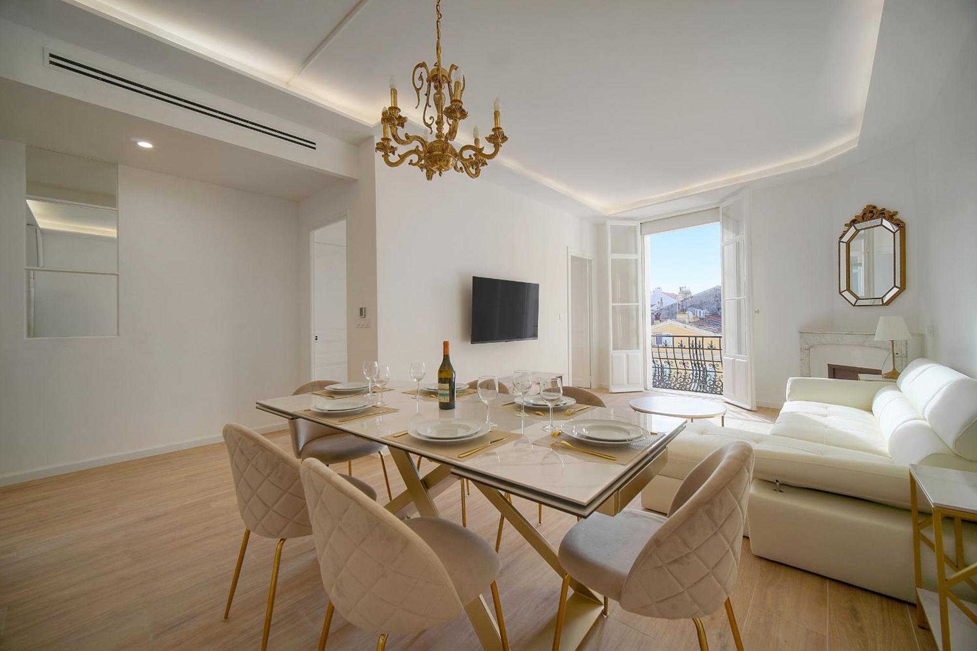 Exceptionnel 4 Pieces Balcon Carre D Or A3b129 Apartment