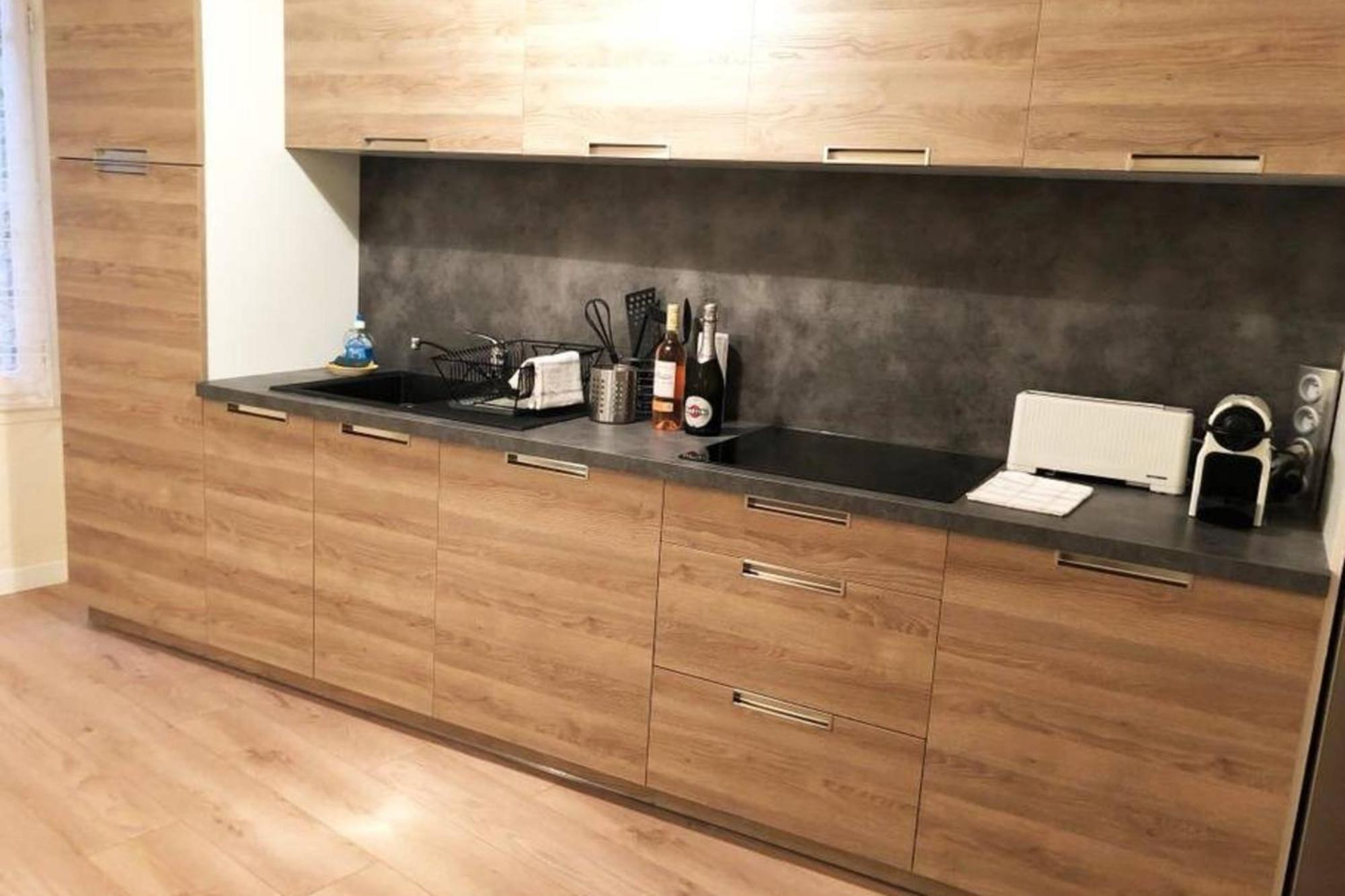 2 Bedrooms 2 Bathrooms 1 Min Palais & Beaches *