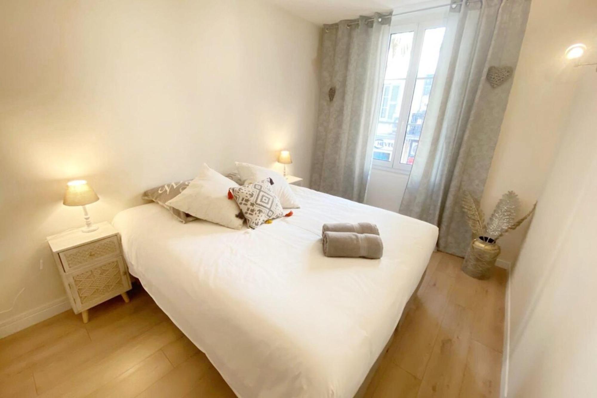 Apartment 2 Bedrooms 2 Bathrooms 1 Min Palais & Beaches