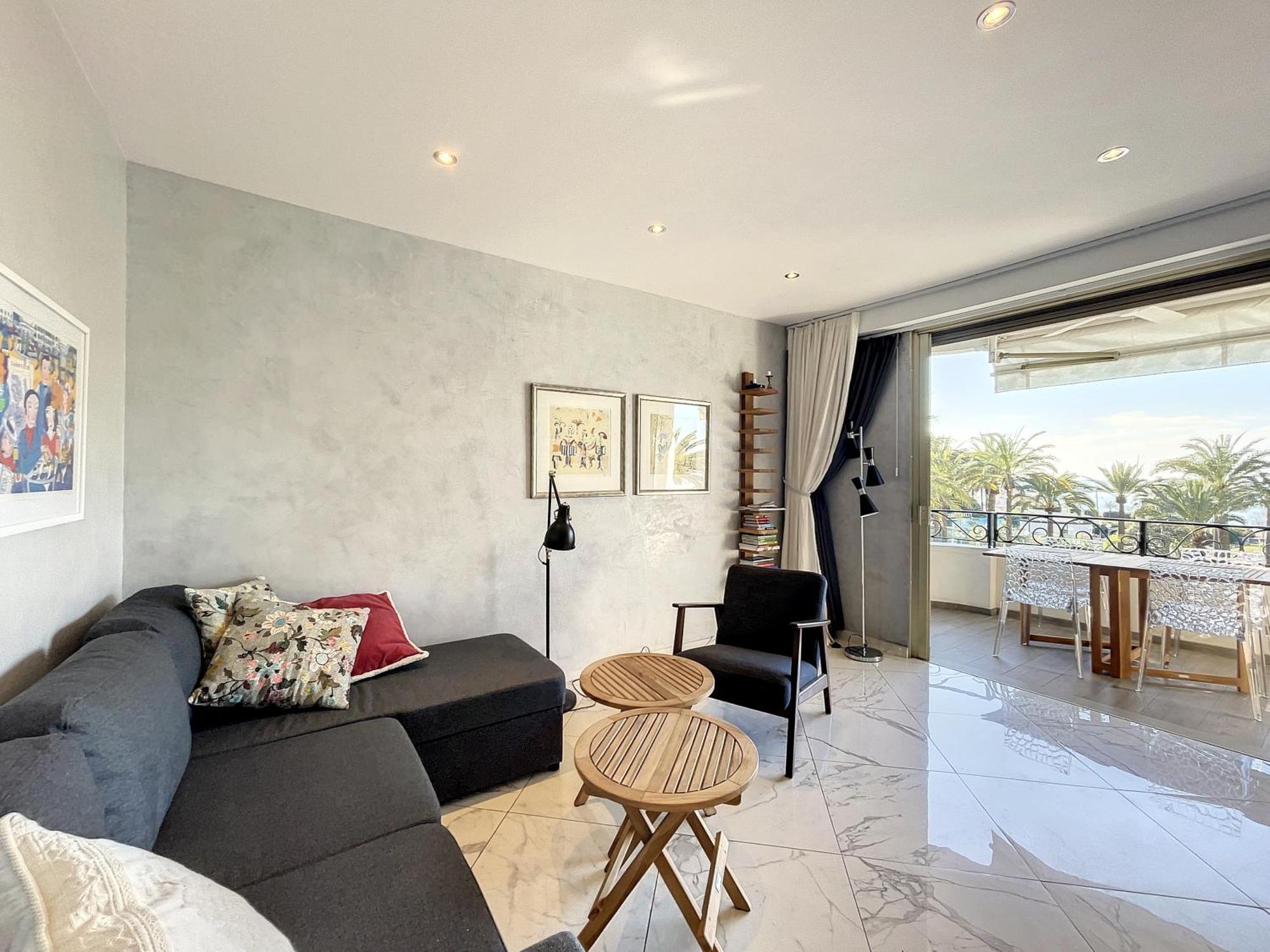 Apartment Stylish 1-bedroom With Sea View On La Croisette Cannes
