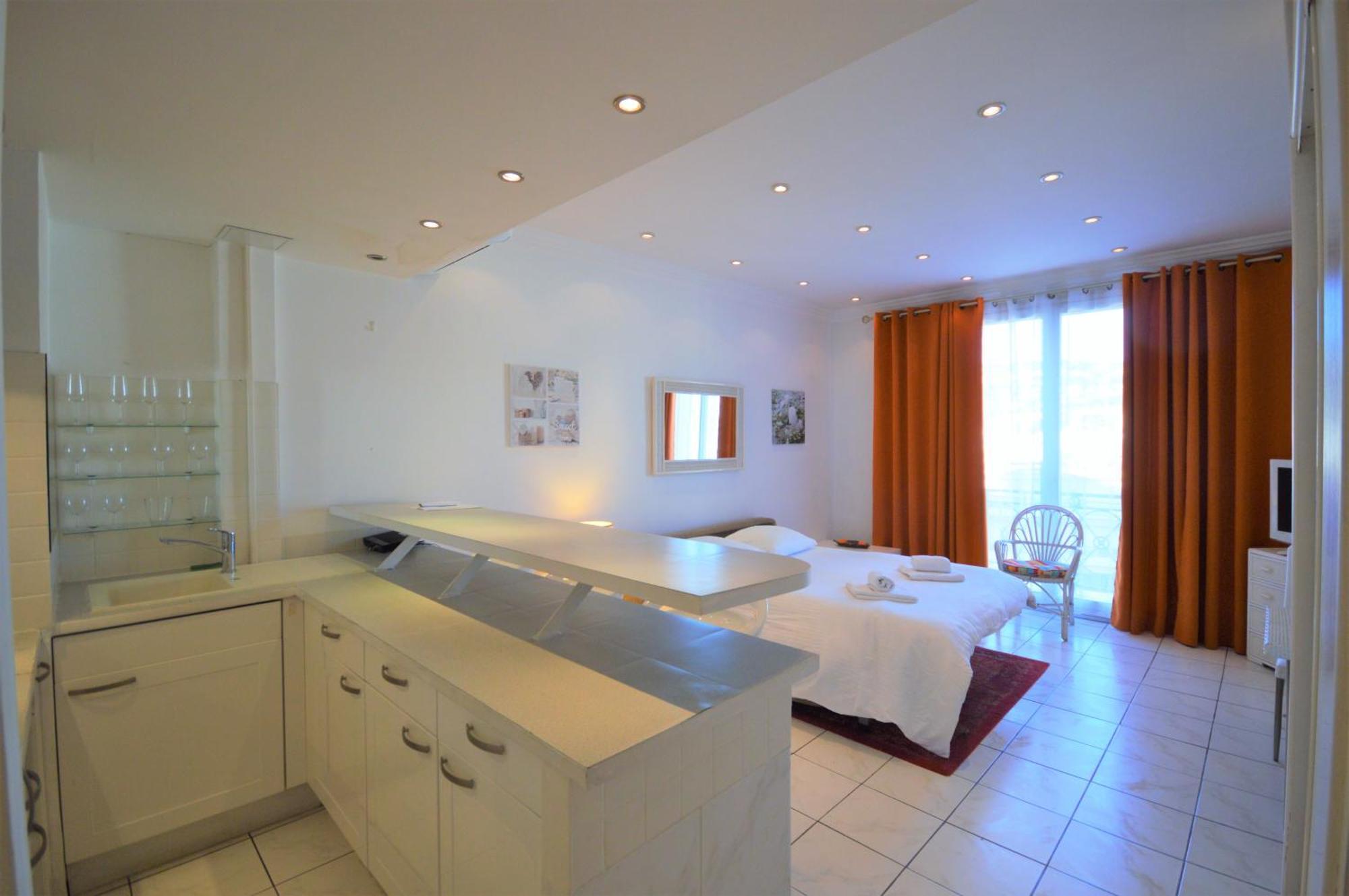 Palais Miramar - White Jardin - 20m Appartement Cannes