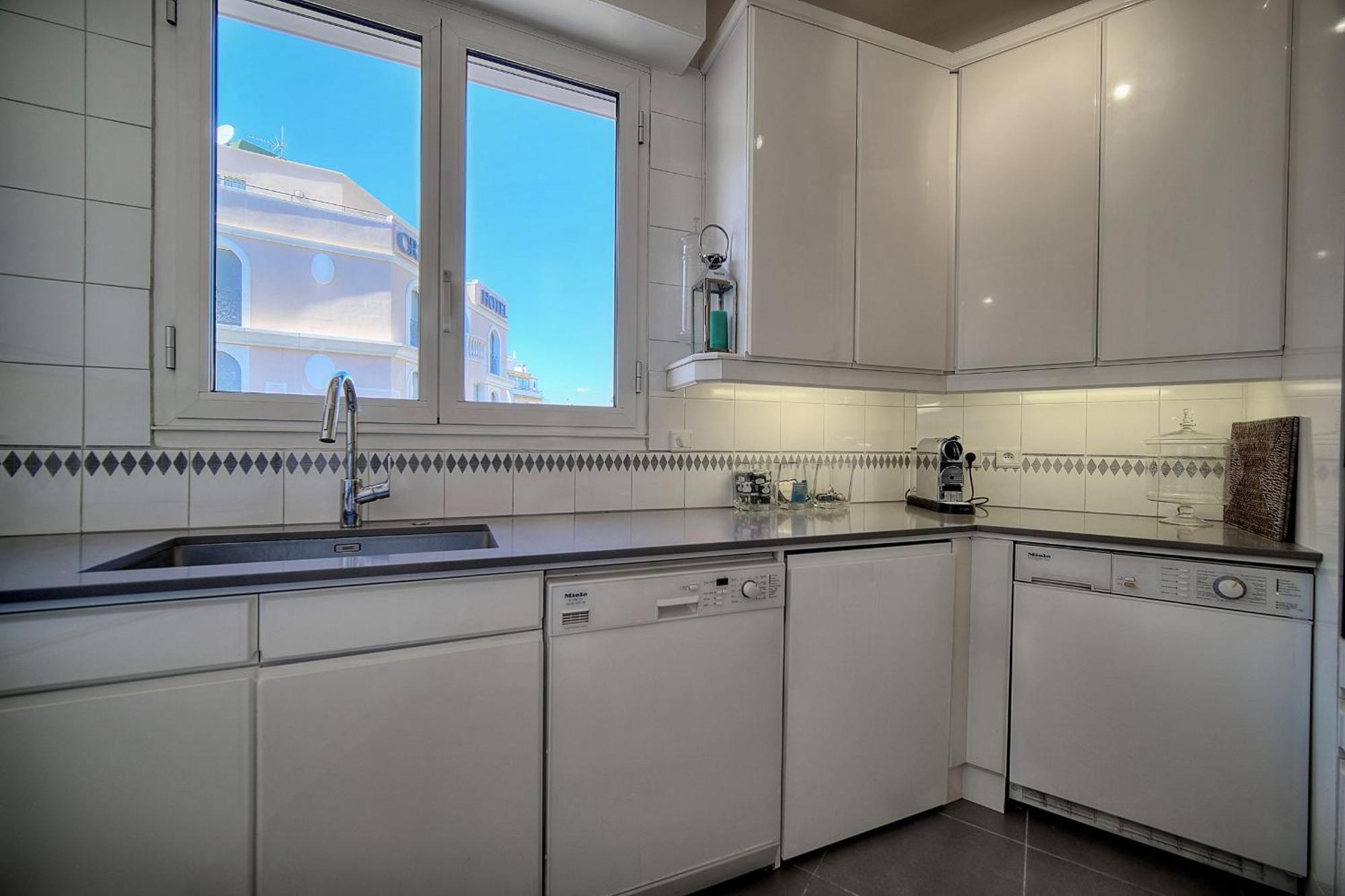 Ref 1482 - Back Croisette - For Rent Apartment *