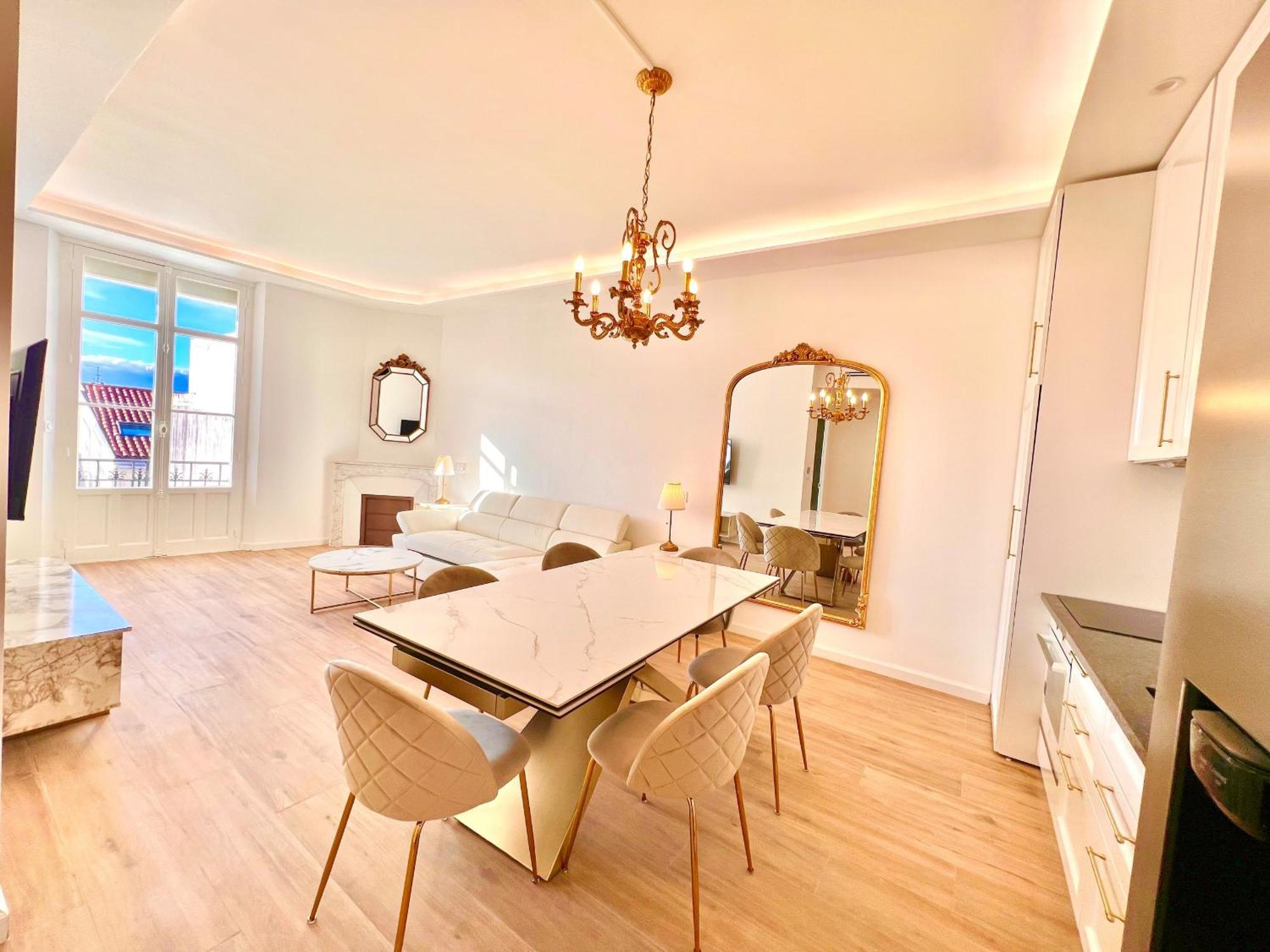Exceptionnel 4 Pieces Balcon Carre D Or A3b129 Apartment