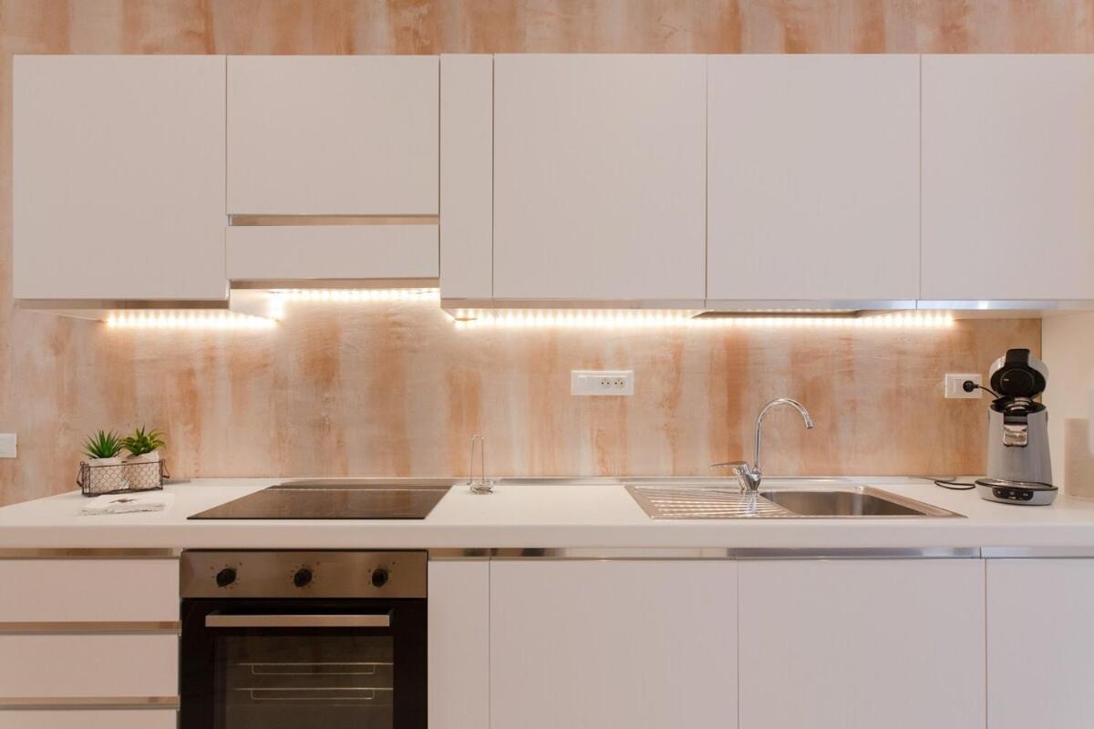 Apartment 3 - Downtown - 2 Min From Palais Festivals *