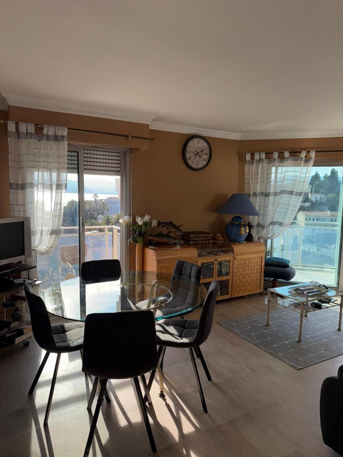 Apartment Rimbaud