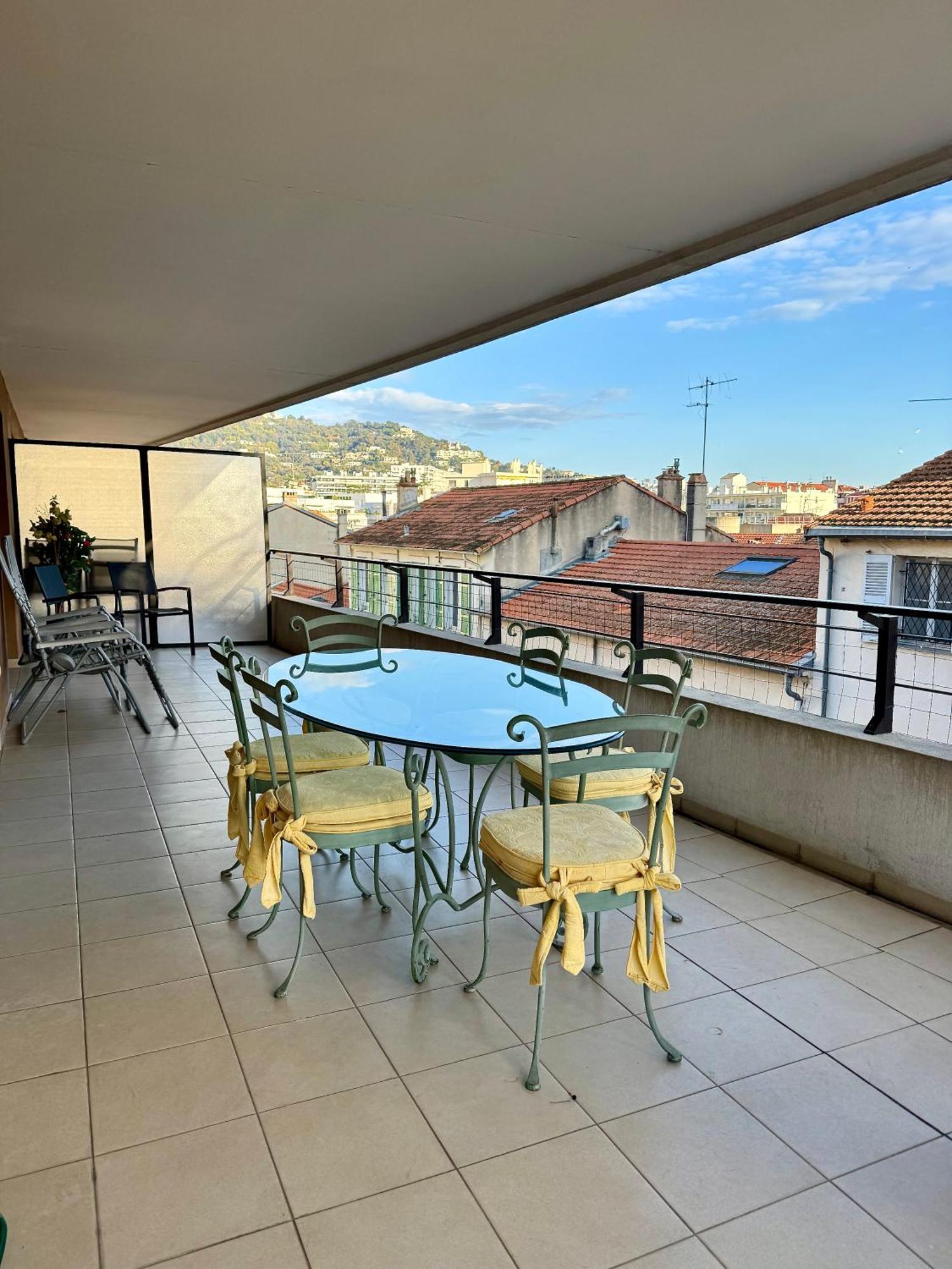 Apartment Spacious Luxury Apt, 12 Min Walk To Croisette And Conf Centre Cannes