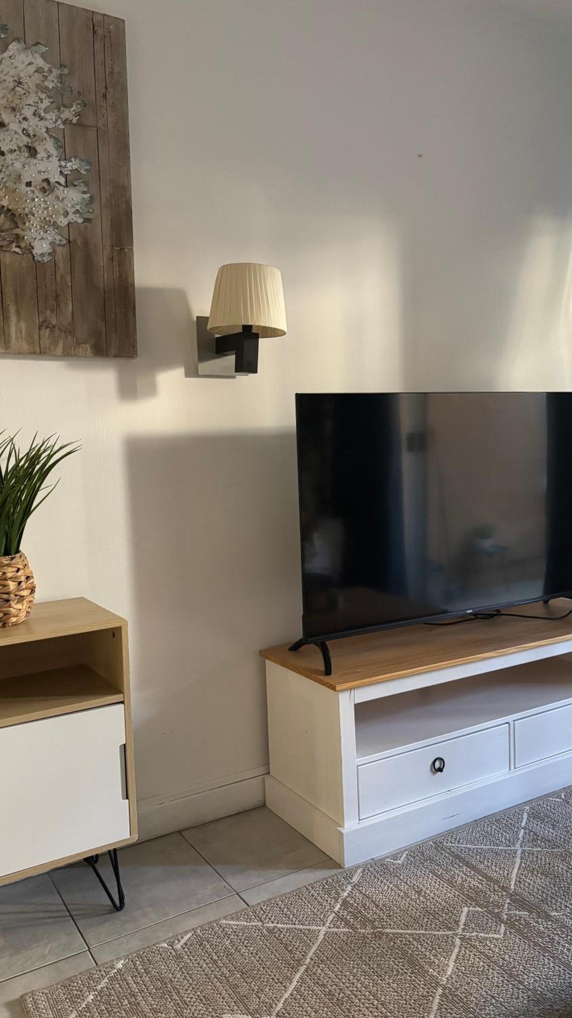 Apartment - Piscine Proche Cannes