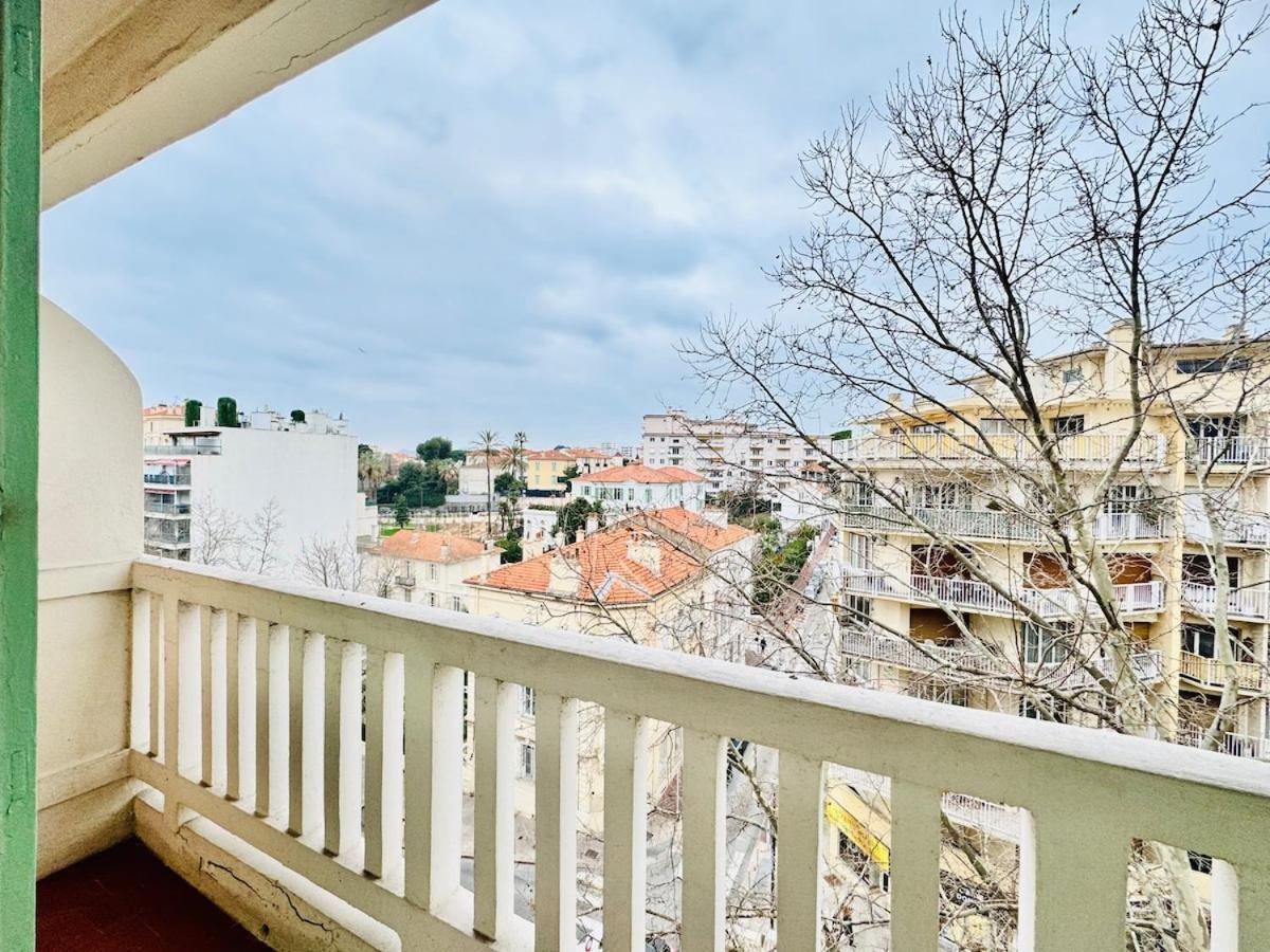 Le Meurice - Bright Apartment