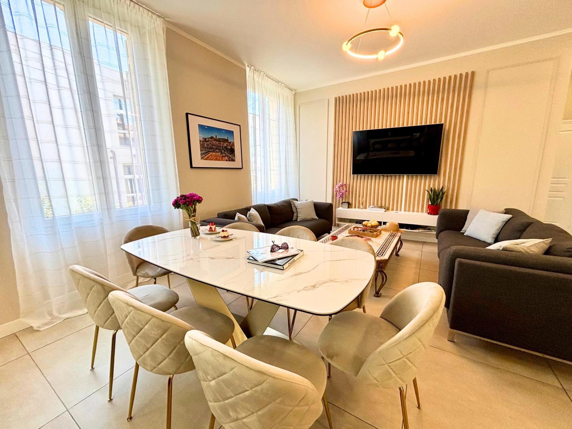 Beautiful 4 Beds & 4 Baths, 10min From Palais, 4 Stars Apartment Cannes
