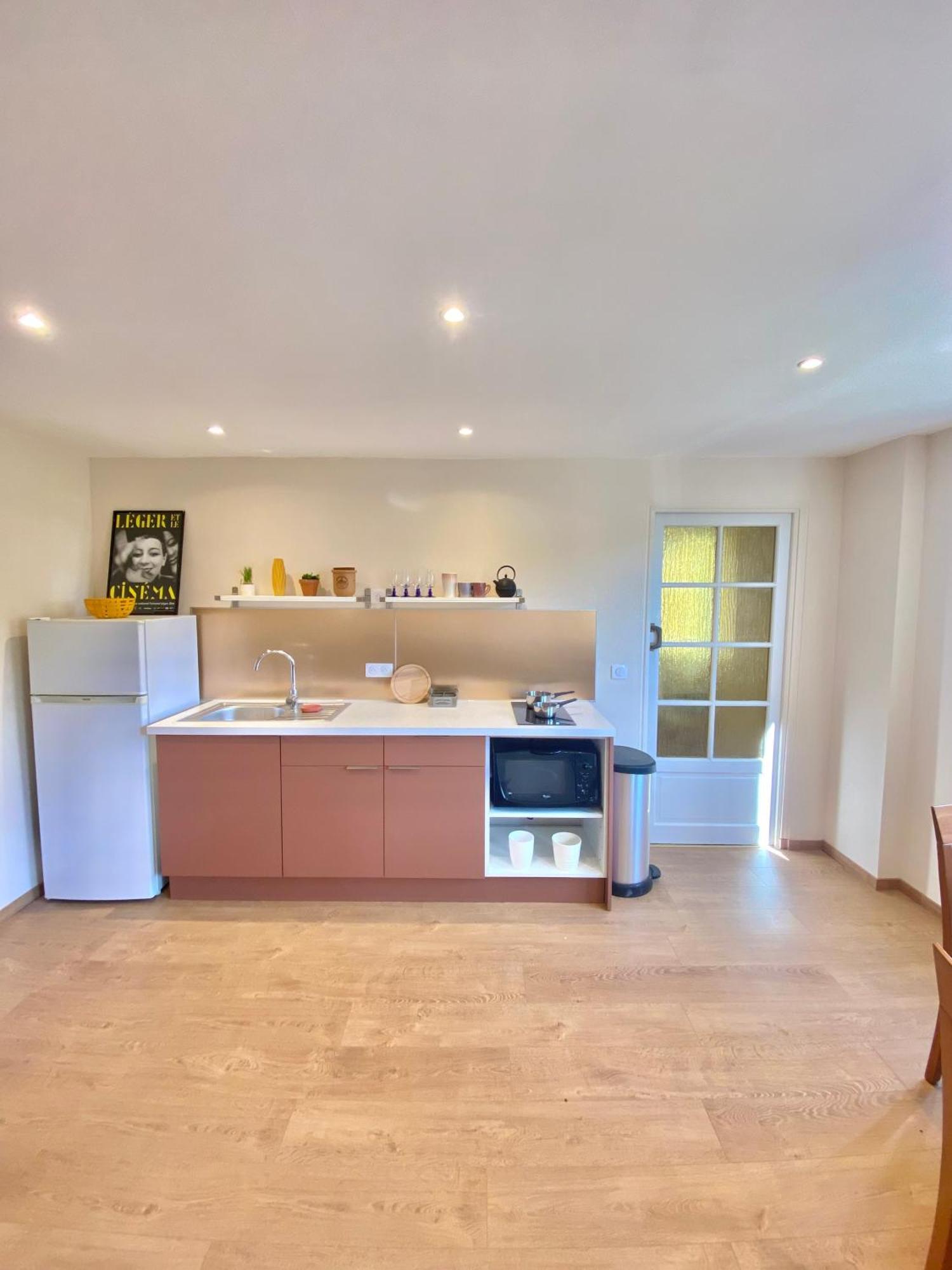 Apartment Great Flat! 10 Minute Walk From Train Station And Palais Cannes