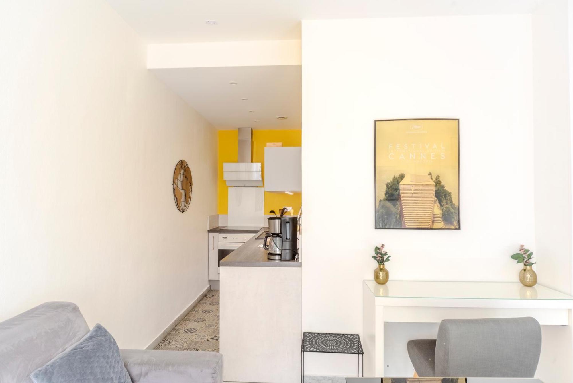 Lovely Renovated 45m2 In The Hearth Of Cannes