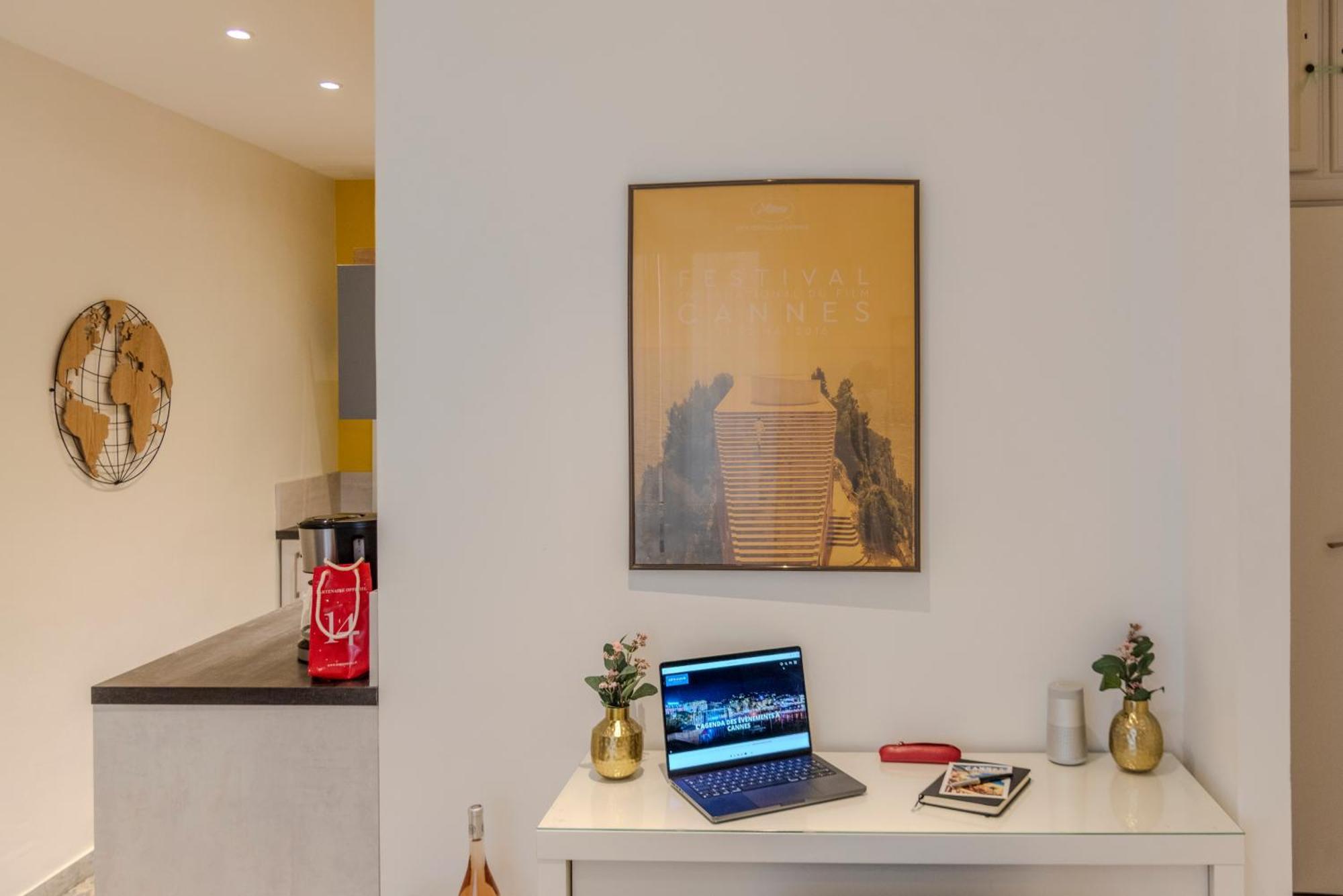 Lovely Renovated 45m2 In The Hearth Of Appartement