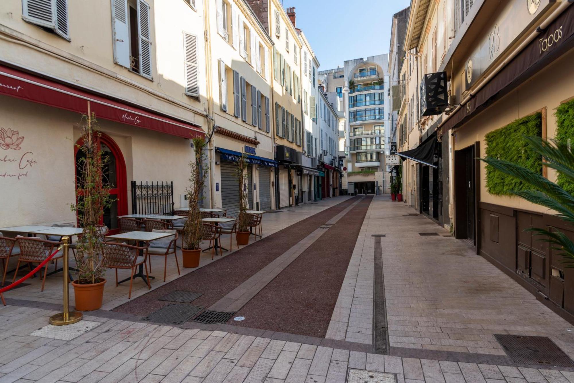 Lovely Renovated 45m2 In The Hearth Of Appartement *