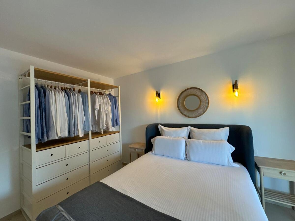 Chic 2 Bedroom With Huge Terrace And Pool Apartment *
