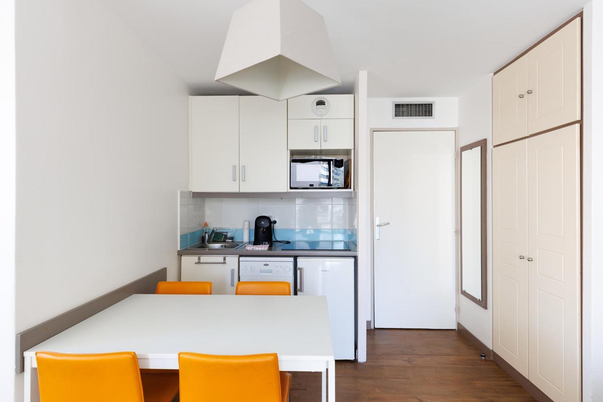 Appartement Rio - 200 M Plages - App 6pers- Climatise, Terrasse, Piscine, Parking
