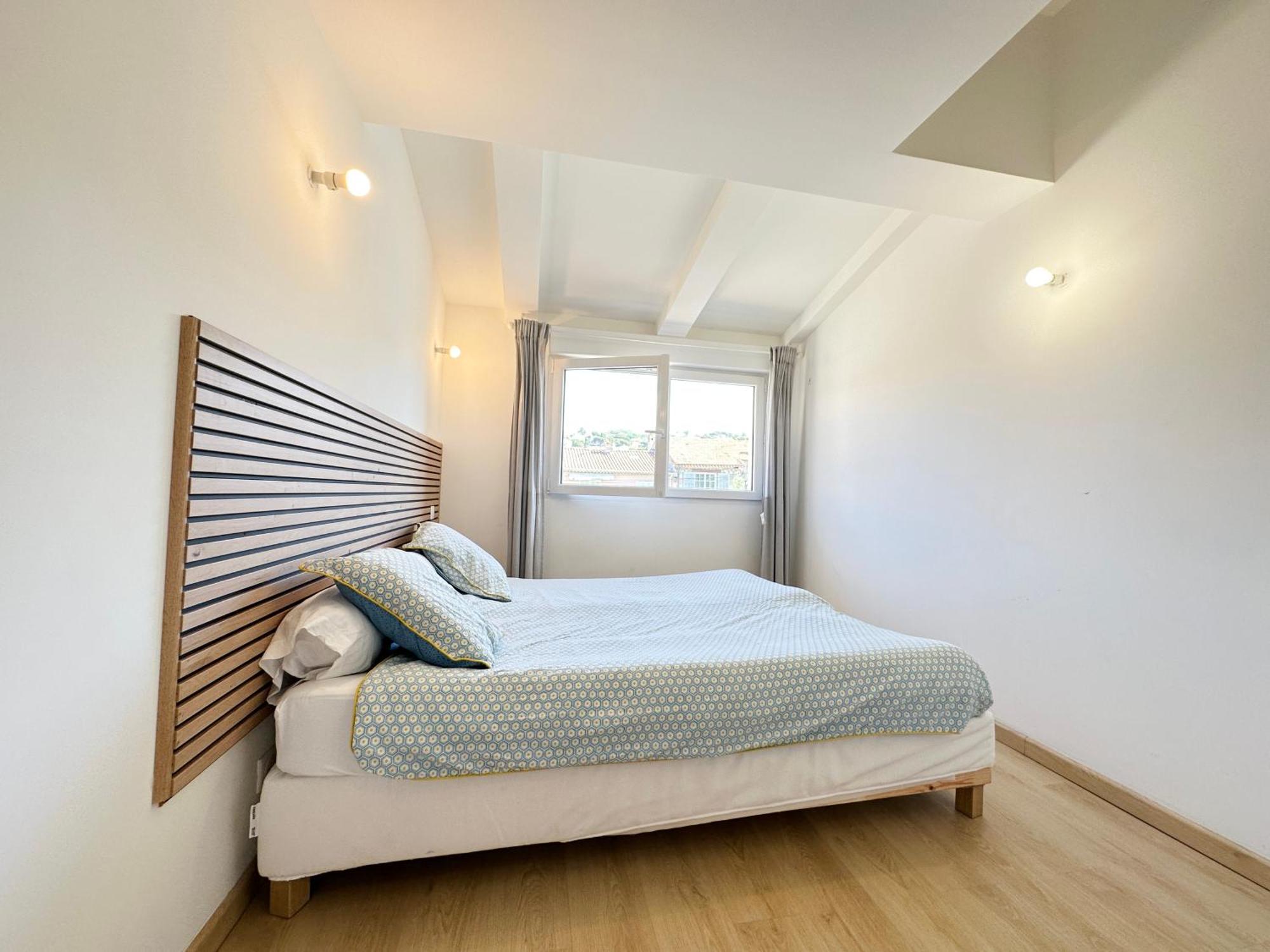 Holiday home Maison De Confort A Et A 10 Minutes A Pied De La Cannes