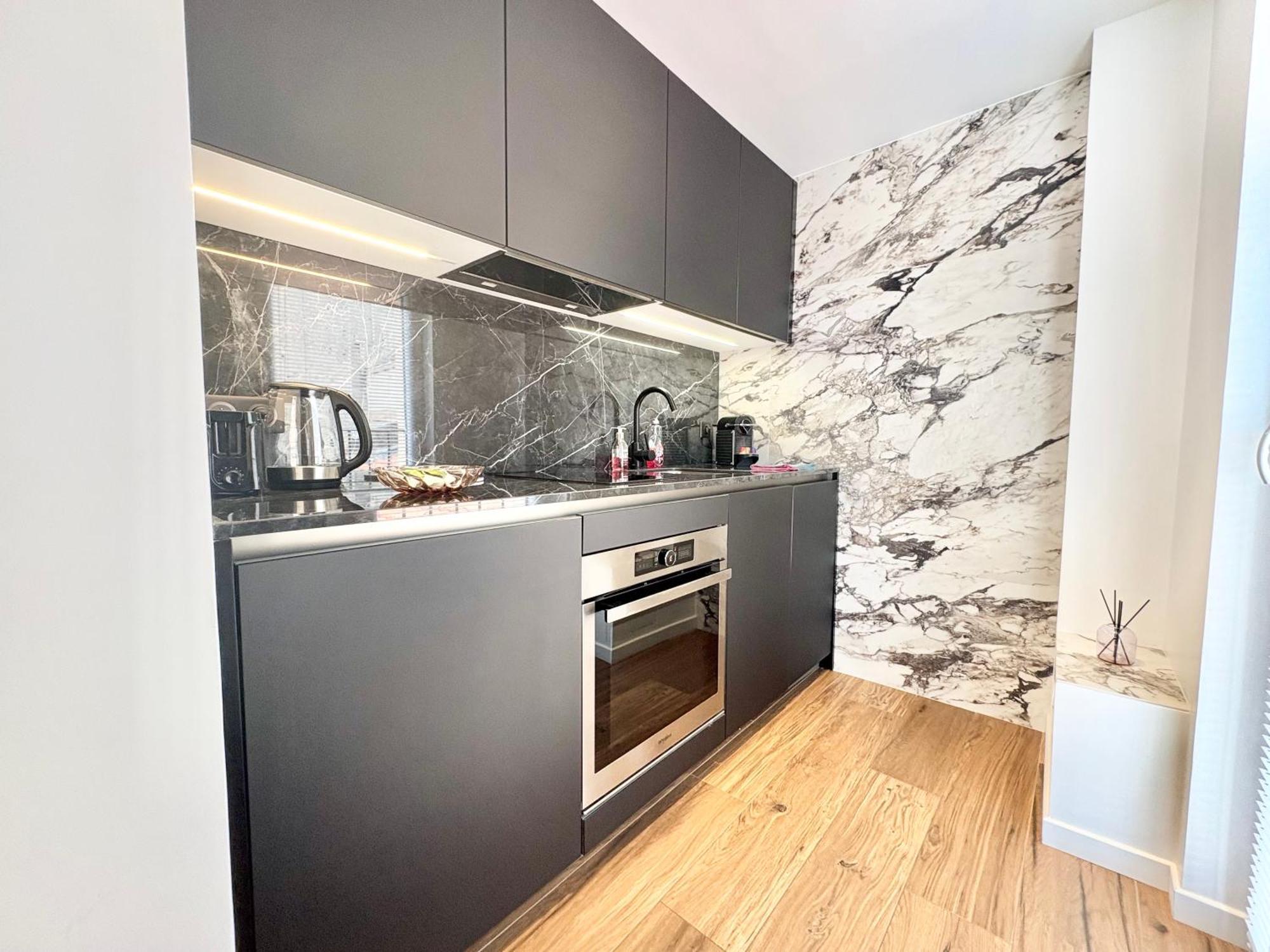Duplex En Plein Coeur De Cannes, 5 Min Walk To Croisette And Palais Apartment *