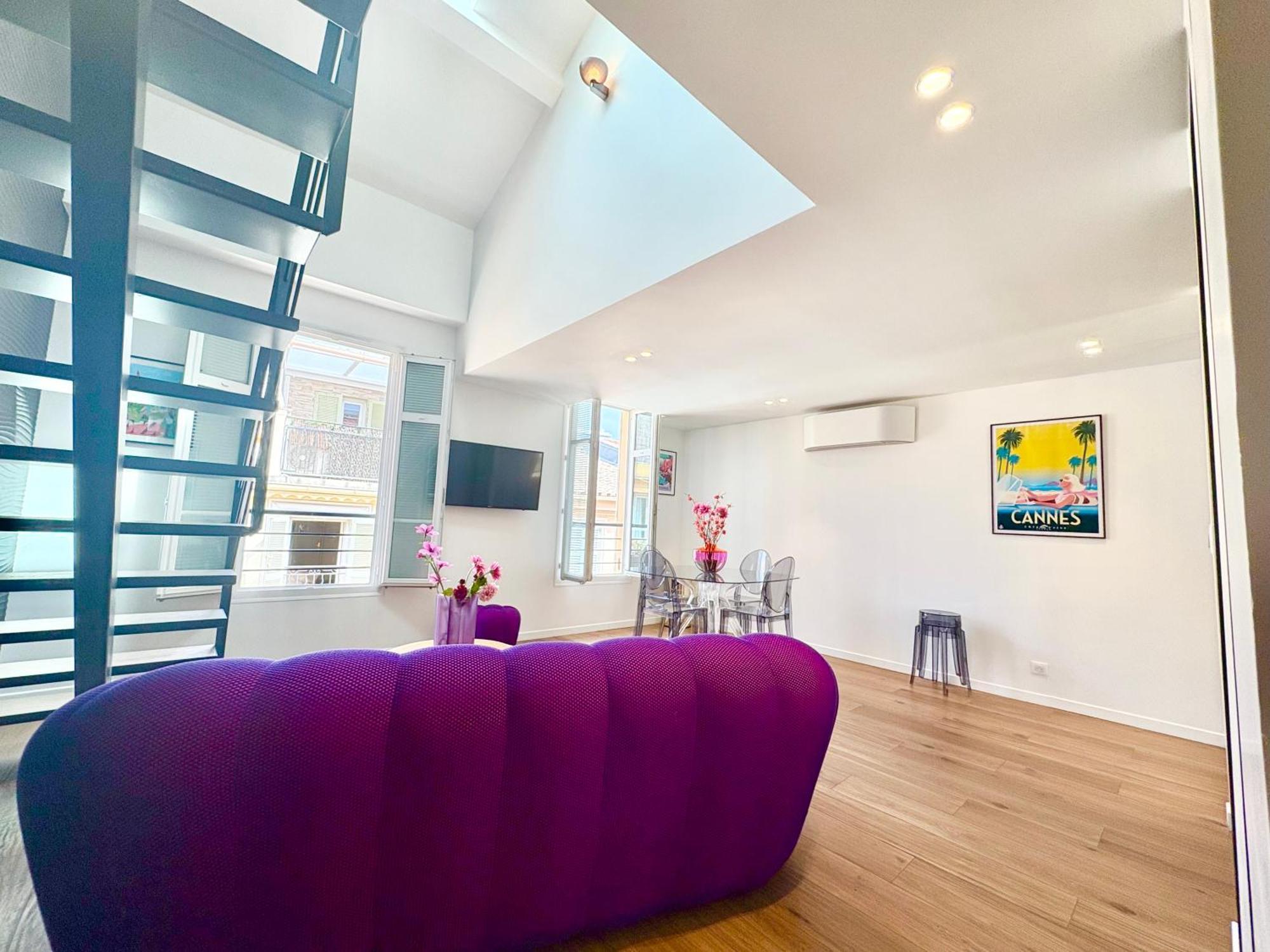 Apartment Duplex En Plein Coeur De Cannes, 5 Min Walk To Croisette And Palais *
