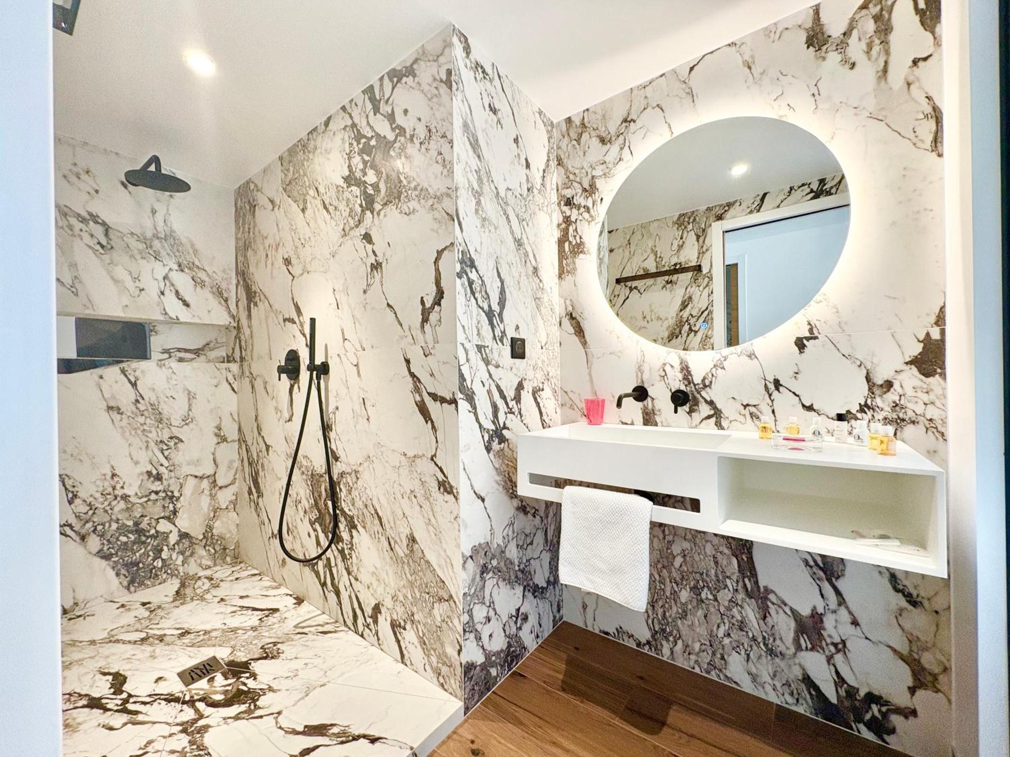 Apartment Duplex En Plein Coeur De Cannes, 5 Min Walk To Croisette And Palais