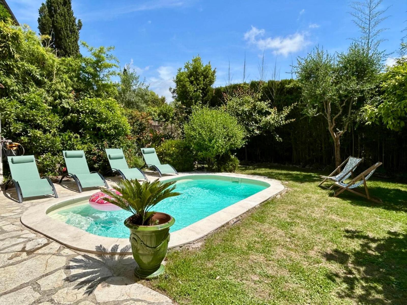 C8 - Lovely House 4 Bdr - Pool, Ac, Garage & Wifi * Cannes