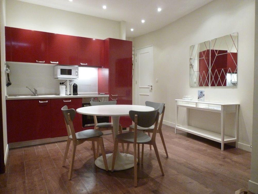 Welcome To - Rue Meynadier Appartement
