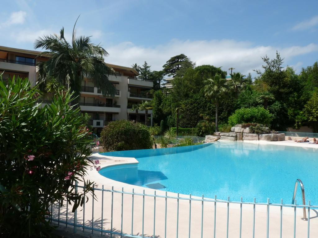 De Galles * Cannes