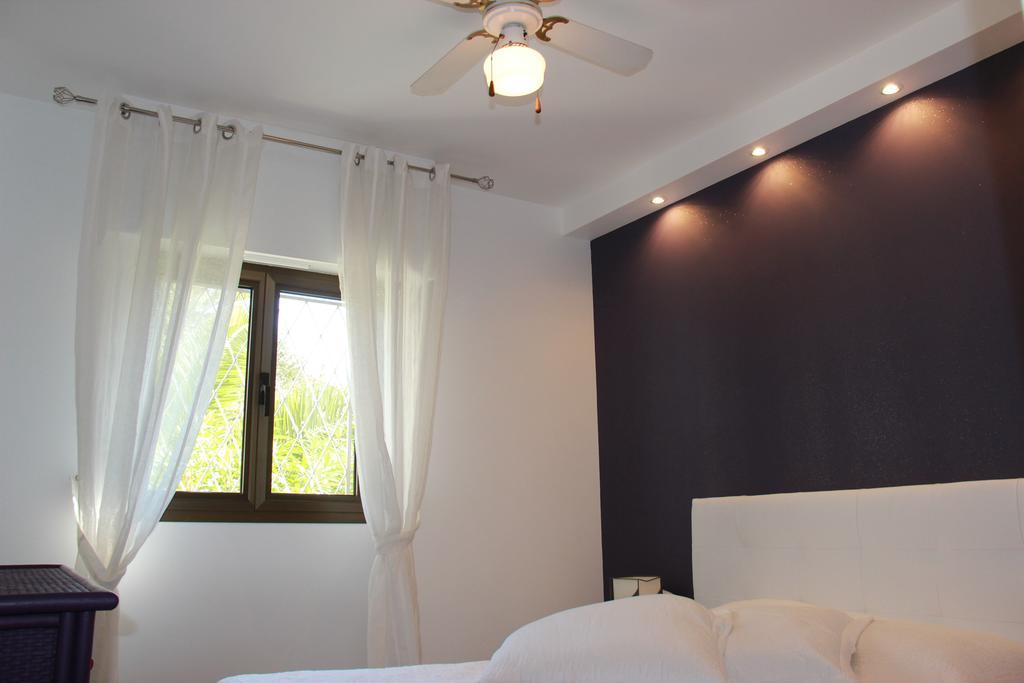 Apartment Avec Jardin *