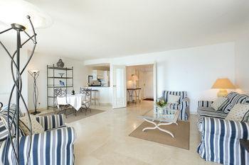 Hotel Relais De La Reine 5*
