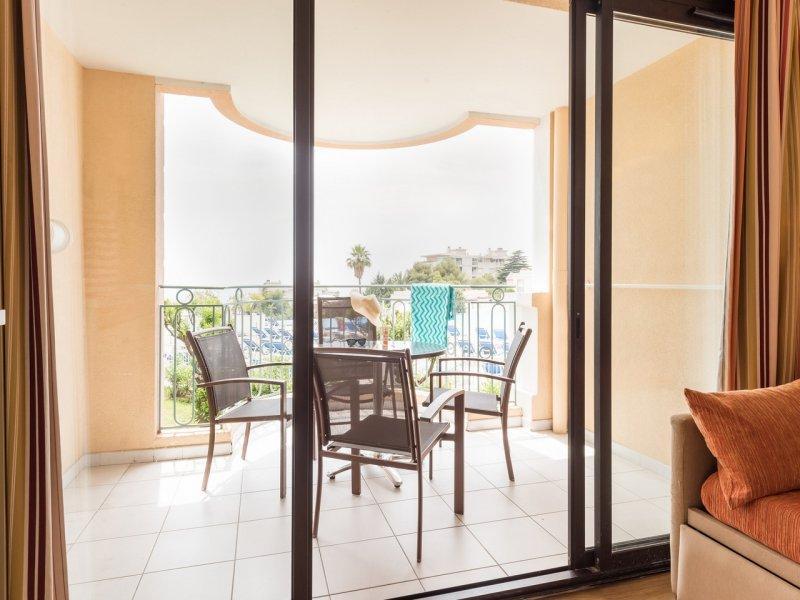 Francia Ii Aparthotel