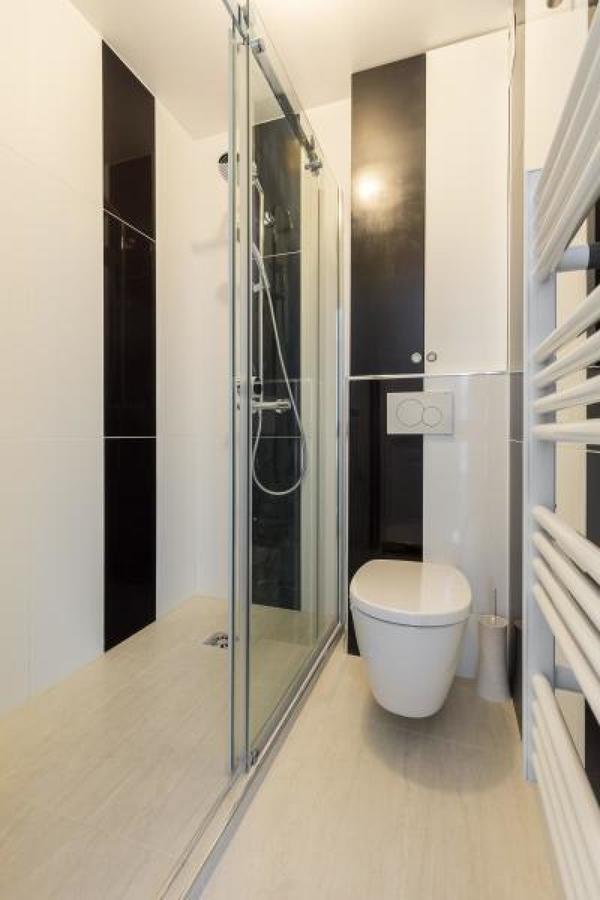 Modern Spacious 3 Bed 2 Bath In Quiet Residential Area Of Walking Distance To Croisette 1769 * Cannes