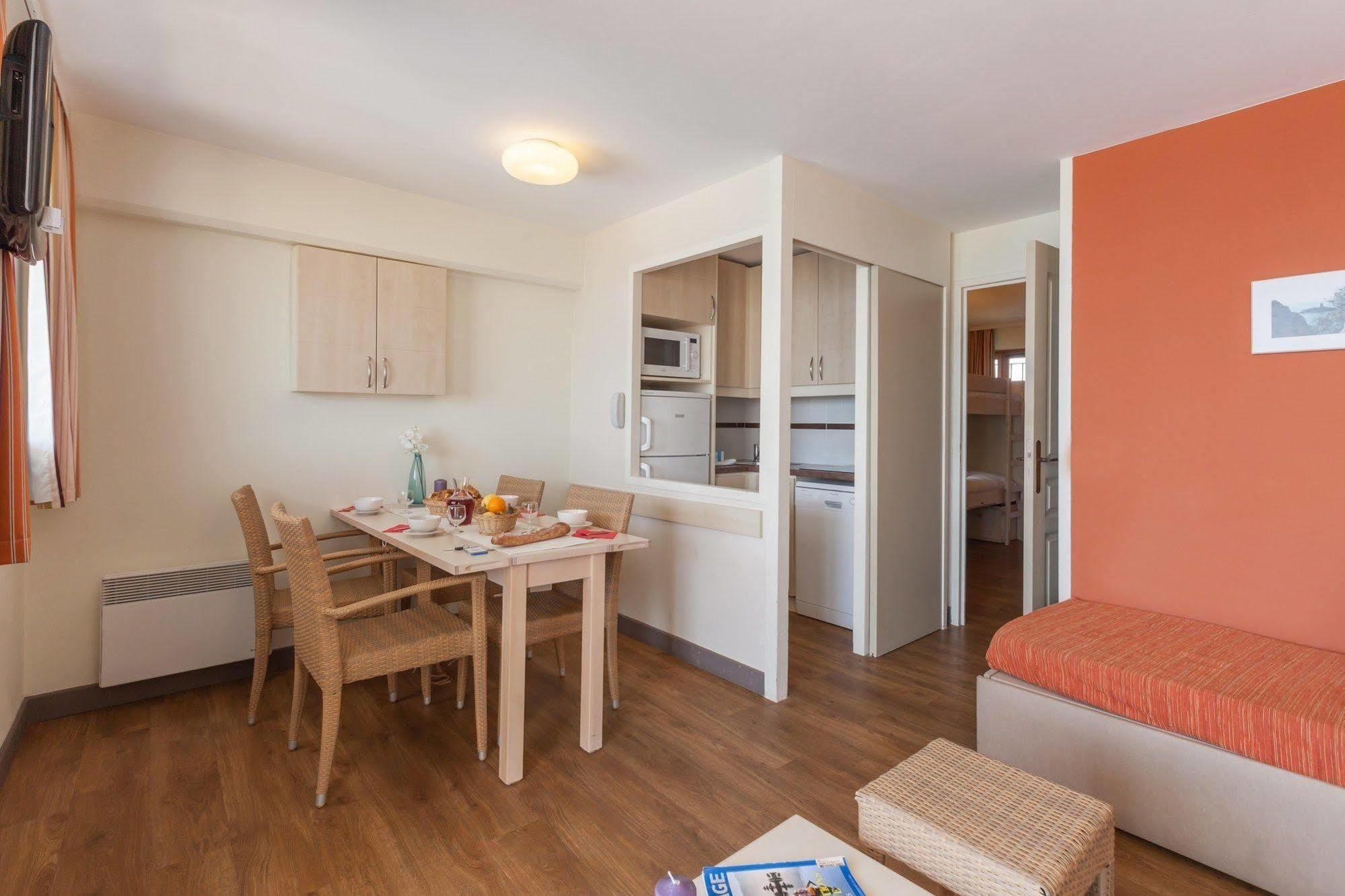 Francia Ii Aparthotel 3*