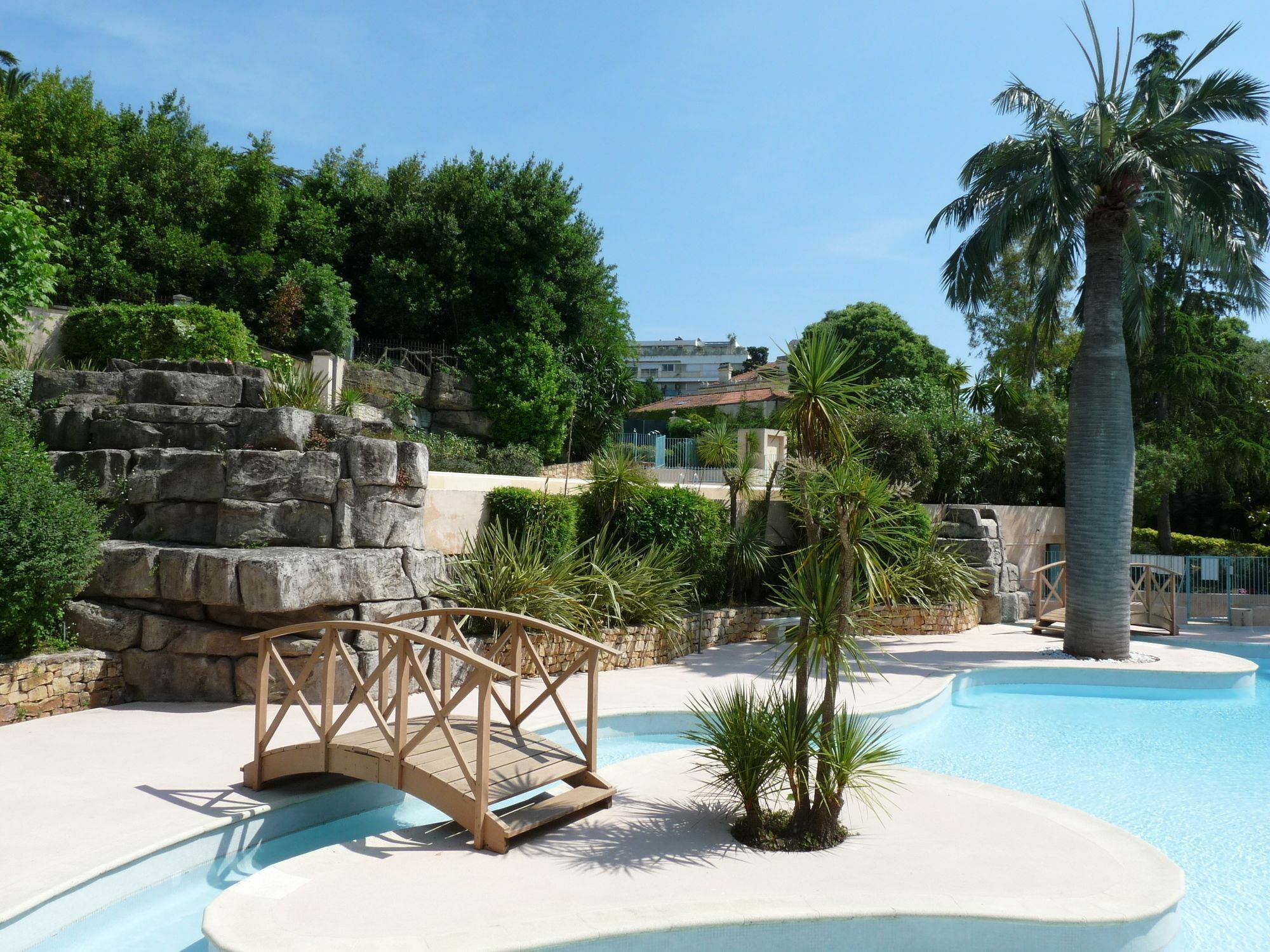 Apartment De Galles *