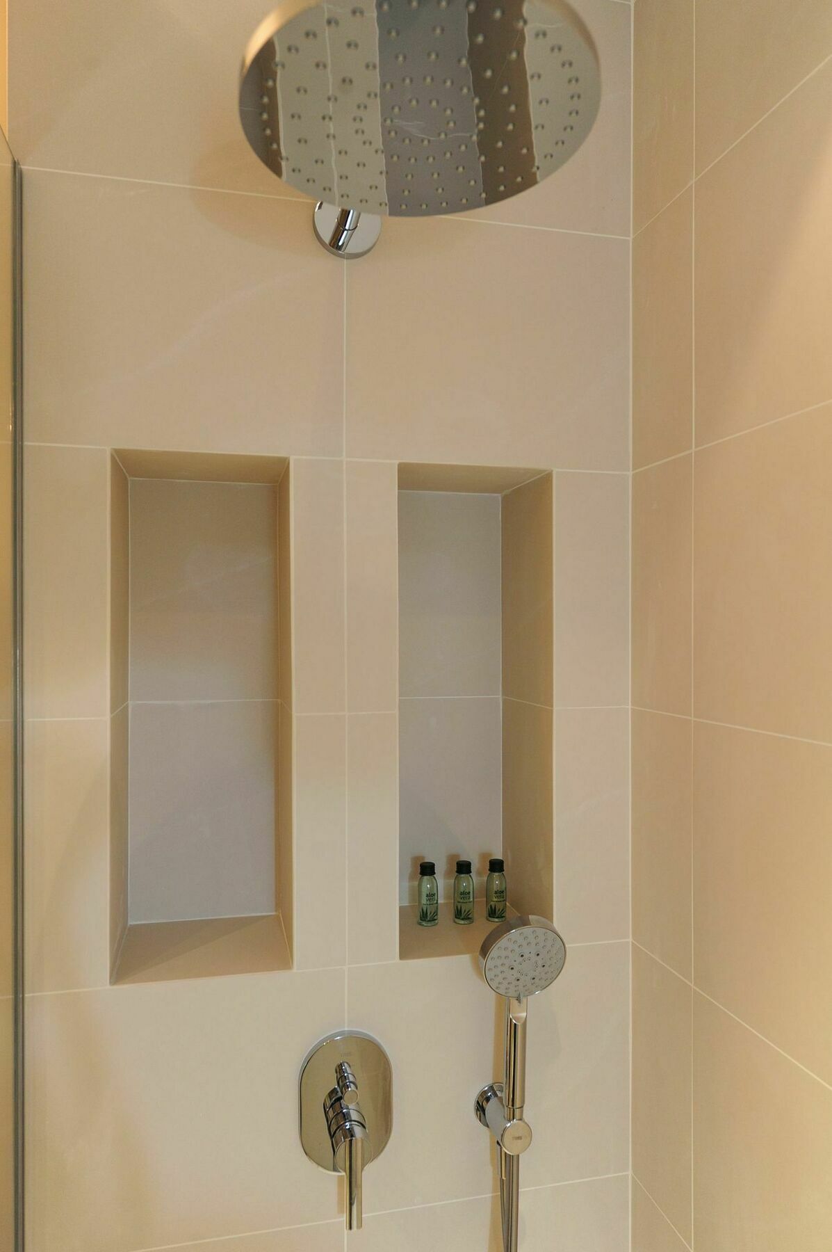 Gray D'albion Yourhosthelper Apartment Cannes