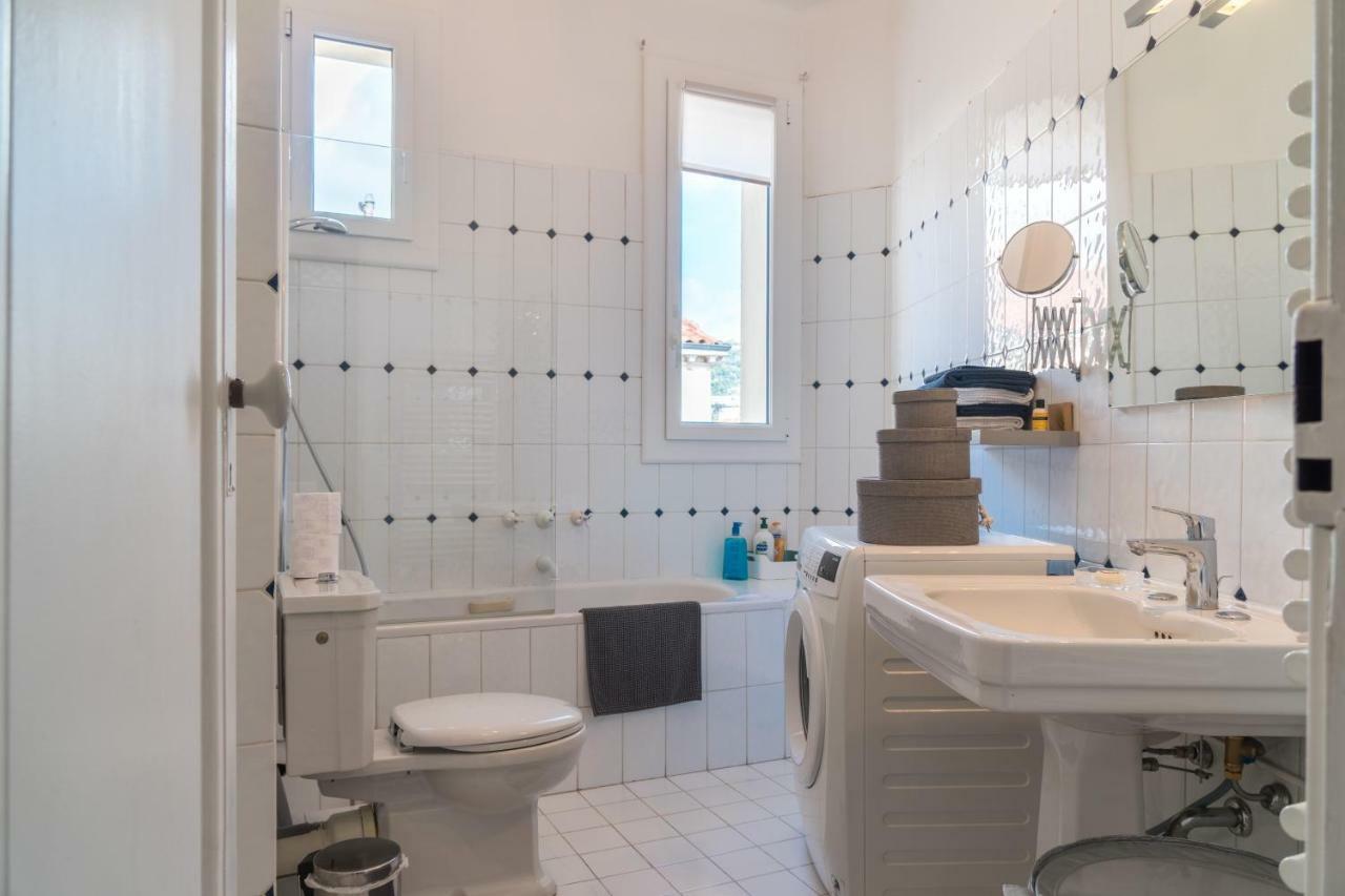 Spacious One Bedroom - Great Location! Apartment Cannes