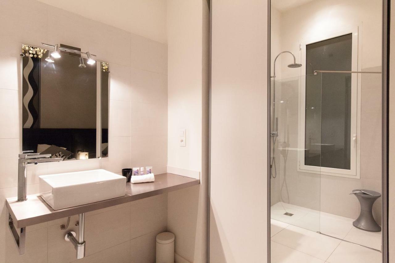 Apartment Charlie Chaplin 2 Pieces 3 Etoiles Calme Plein Centre De Cannes, 5mn Des Plages Et Palais