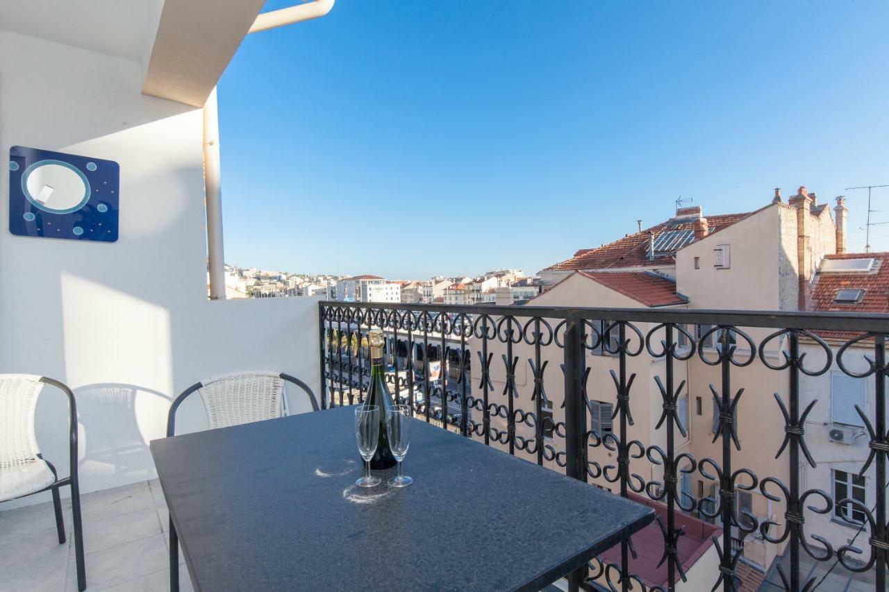Loft 3 Pieces Duplex 3 Etoiles Calme Centre A 5 Mn Des Plages Et Palais
