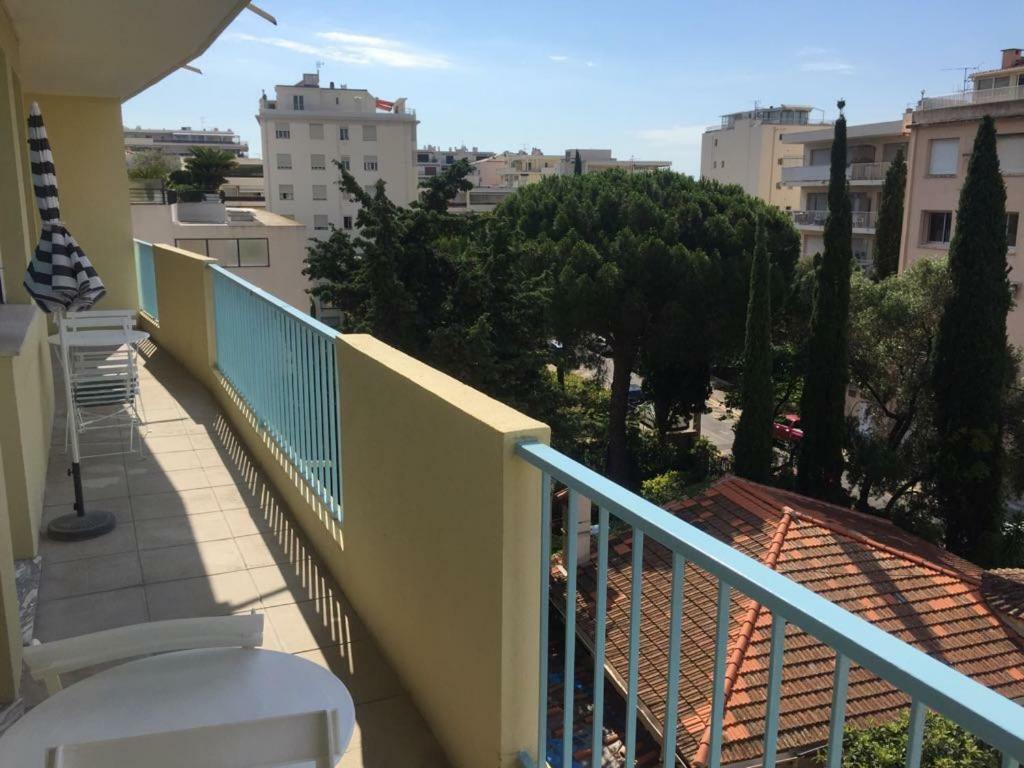 Apartment Les Pins Parasols Cannes