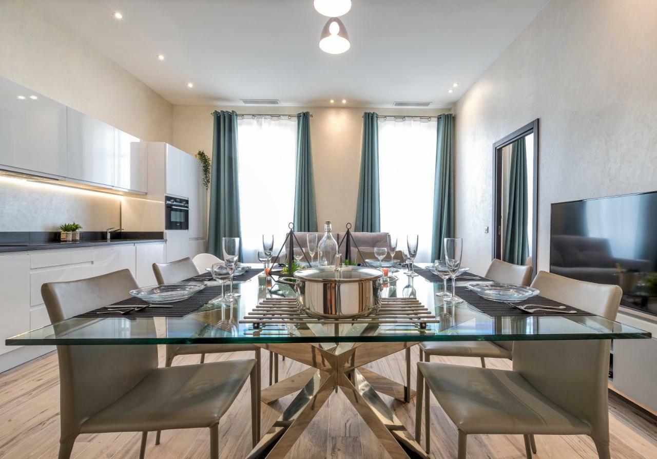 Appartement Résidence Montaigne - Luxurious - 350m Palais - Lra