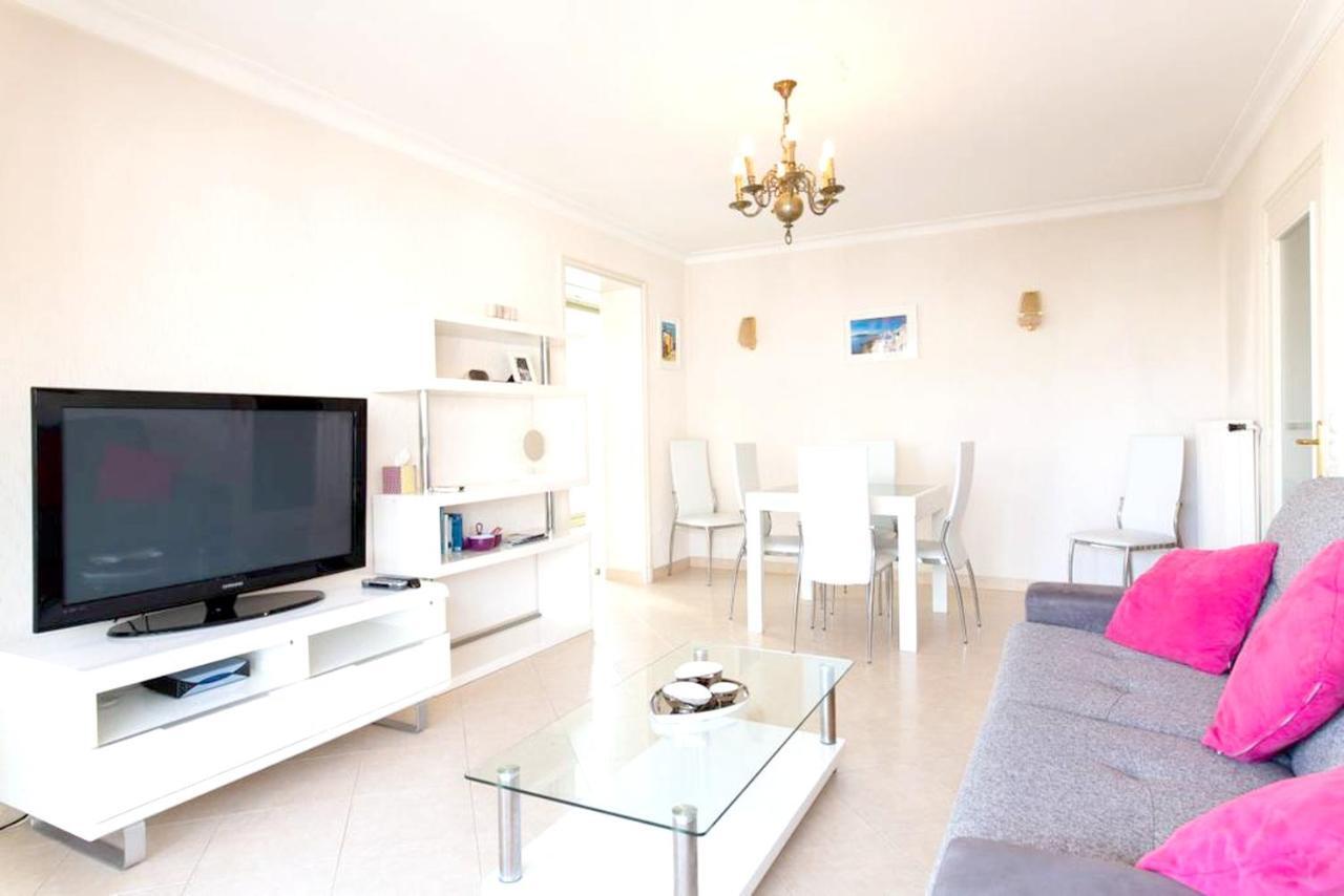 Appartement Moderne A Cannes Avec Balcon Et Vue Sur La Ville 55 M² Apartment