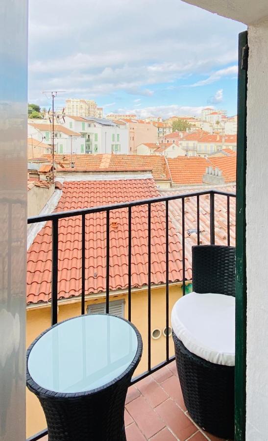 Avec Balcon Au Coeur Du Suquet