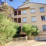 2 Bedroom, 2 Bathrooms Suquet With Sea View 314