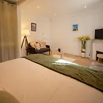 Studio Renove - Palais A 400M