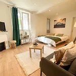 Studio Renove - Palais A 400M