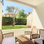 Superbe Studio Terrasse Centre Ville Et Plages A Pieds